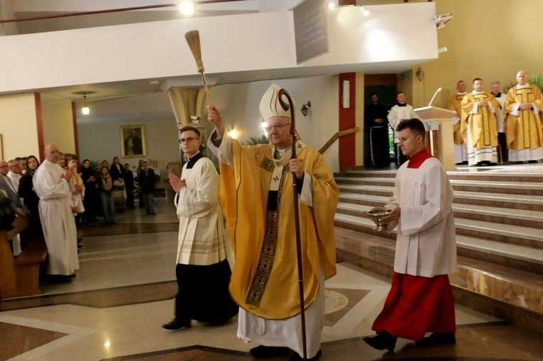 Poświęcenie ołtarza