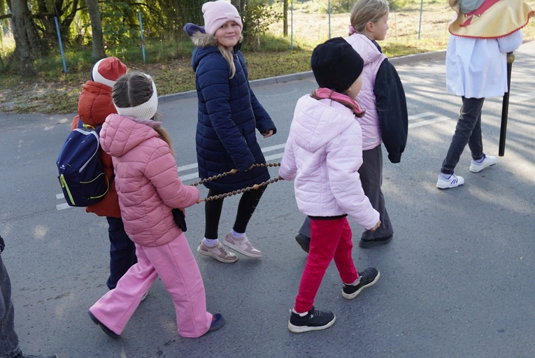 Różańcowa pielgrzymka z Chrząstawy Wielkiej do Nadolic Wielkich