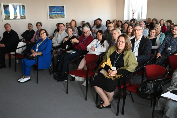 Konferencja o metodach rozpoznawania płodności