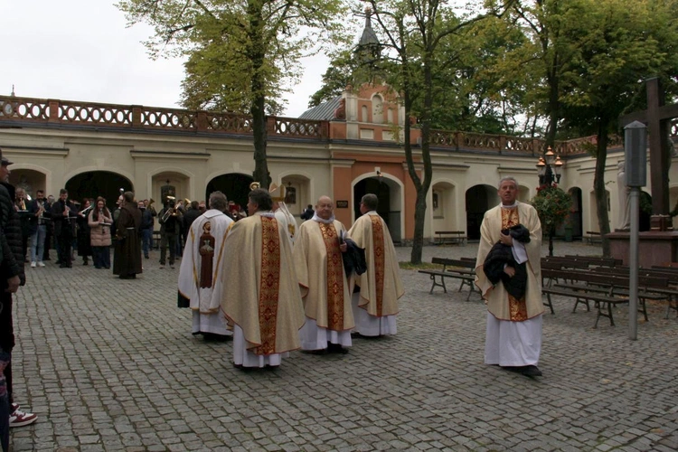Pielgrzymka Hodowców Gołębi Pocztowych i Orkiestr Kalwaryjskich 2025