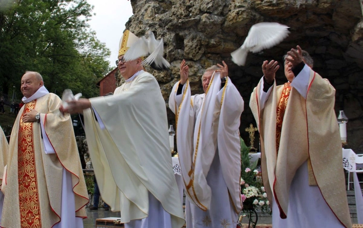 Pielgrzymka Hodowców Gołębi Pocztowych i Orkiestr Kalwaryjskich 2025