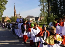 Z Różańcem z Chrząstawy Wielkiej do Nadolic Wielkich