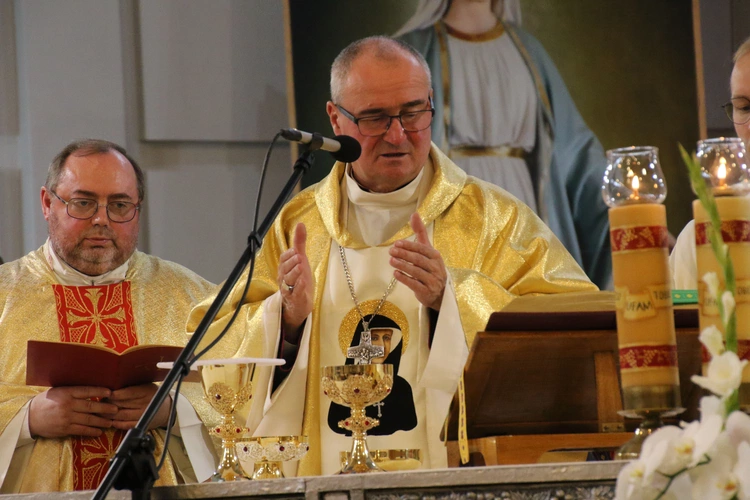 Płock. Odpust św. Faustyny Kowalskiej