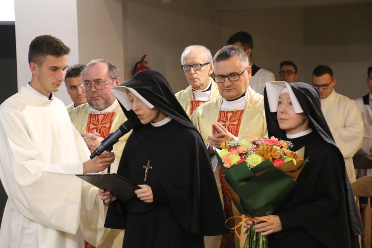 Płock. Odpust św. Faustyny Kowalskiej