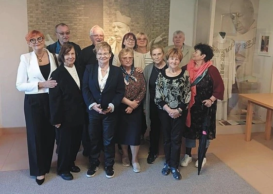 Babki z klasą. 50 lat niezwykłej przyjaźni kobiet z piotrkowskiego „medyka”