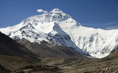 Mount Everest od północy (od Tybetu)