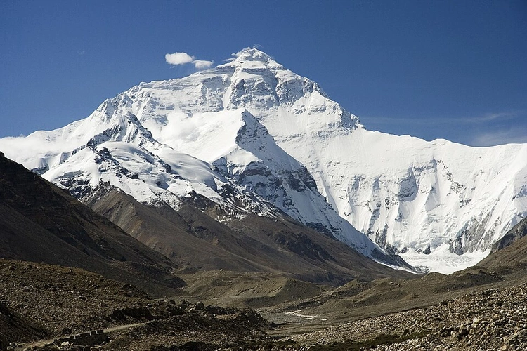 Mount Everest od północy (od Tybetu)