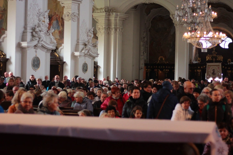 Krzeszowskie centrum Żywego Różańca