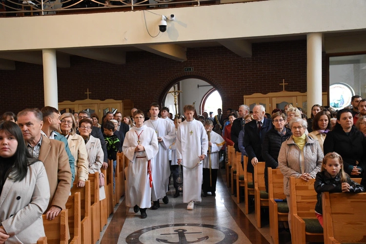 25 lat parafii pw. św. Faustyny Kowalskiej w Pucku