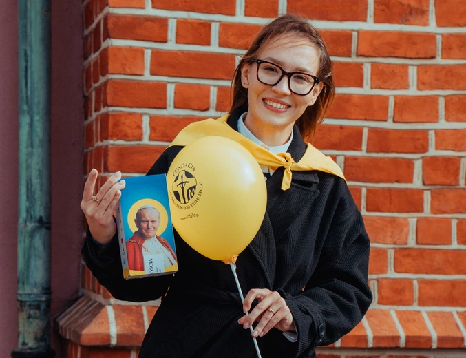 "Żywy pomnik" św. Jana Pawła II w Górze