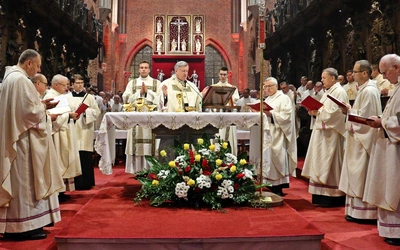 Nie tylko szukać światła, ale dać się nim prześwietlić
