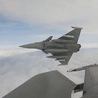 Myśliwiec Dassault Rafale B francuskich sił powietrznych w polskiej przestrzeni powietrznej podczas ćwiczeń w ramach operacji NATO Wschodnia Straż.