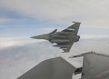 Myśliwiec Dassault Rafale B francuskich sił powietrznych w polskiej przestrzeni powietrznej podczas ćwiczeń w ramach operacji NATO Wschodnia Straż.