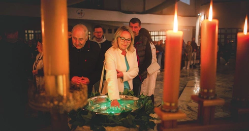 Wydarzenie zwieńczyło odnowienie przyrzeczeń chrzcielnych.