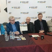 Organizatorzy  nie boją się mówić,  że to także jest projekt pielgrzymkowy. 