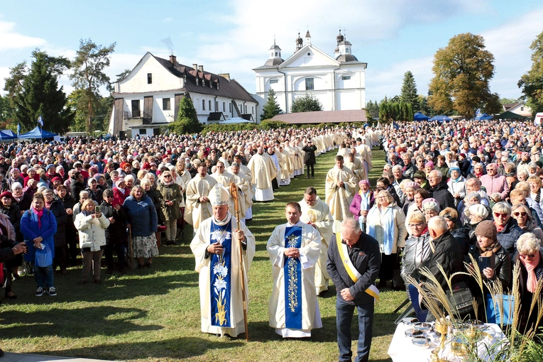 Mszy św. przewodniczył  bp Marek Solarczyk.