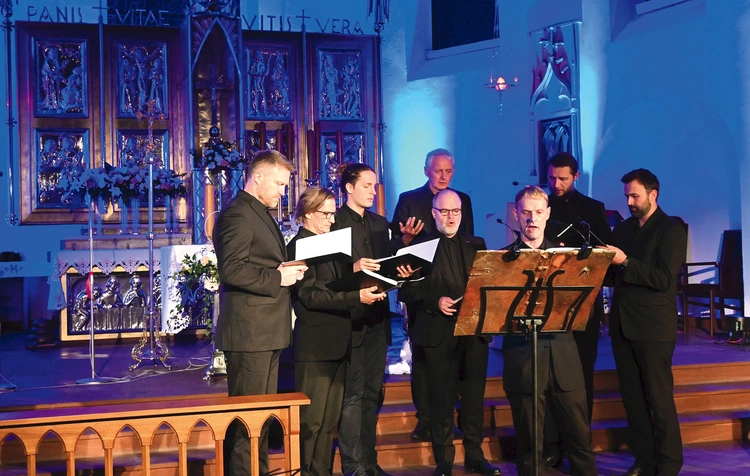 Zespół Jerycho zaprezentował śpiewy liturgii koronacyjnej z czasów Bolesława Chrobrego.