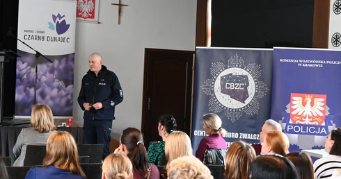 Czarny Dunajec. Konferencja "Relacje - rozwój - rozsądek"