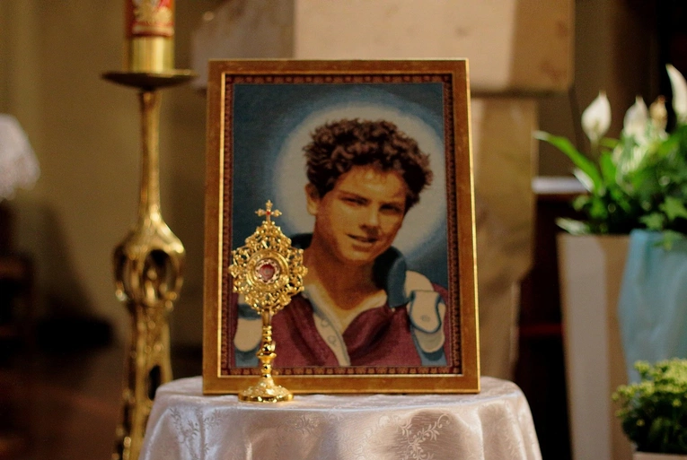 Uwielbienie Jezusa ze św. Carlem Acutisem