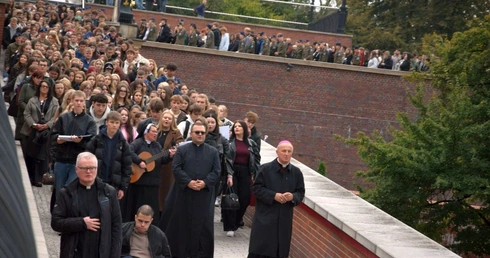 Maturzyści pielgrzymowali na Jasną Górę 