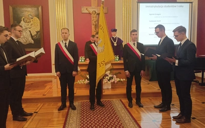 Płock. Niech kształtuje ich Miłość