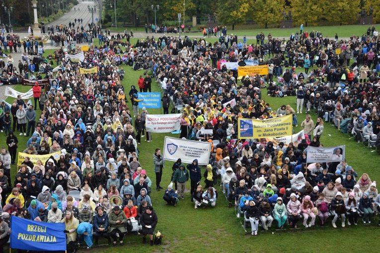 Uczniowie szkół Jana Pawła II, również z diecezji radomskiej, na Jasnej Górze