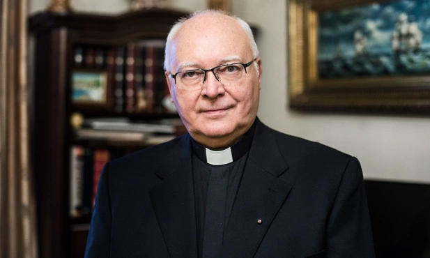 Biblista laureatem Złotego Feniksa 2025