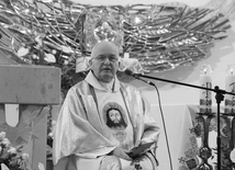 Nie żyje ks. Karol Dziubaczka