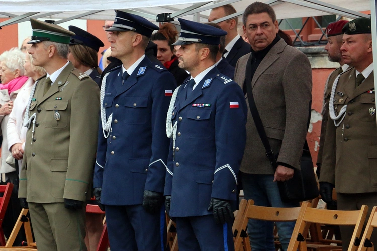 Ślubowanie w KLO w Henrykowie - rok szkolny 2025/2026