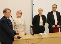 W panelu, który moderował Paweł Dycht, uczestniczyli (od lewej) Bogusława Buda, Natalia Tułasiewicz-Wala i ks. Wojciech Wojtyła.