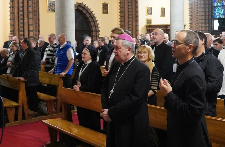 Synodalne obrady na Ostrowie Tumskim
