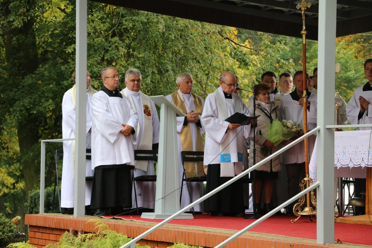 Smardzewo. X Pielgrzymka Kół Różańcowych Diecezji Płockiej
