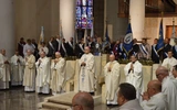 Abp Przybylski do wspólnot maryjnych: Niech tej więzi z Kościołem nic i nikt wam nie rozerwie