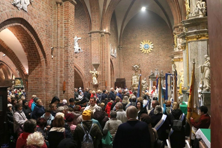 Pielgrzymka Żywego Różańca 