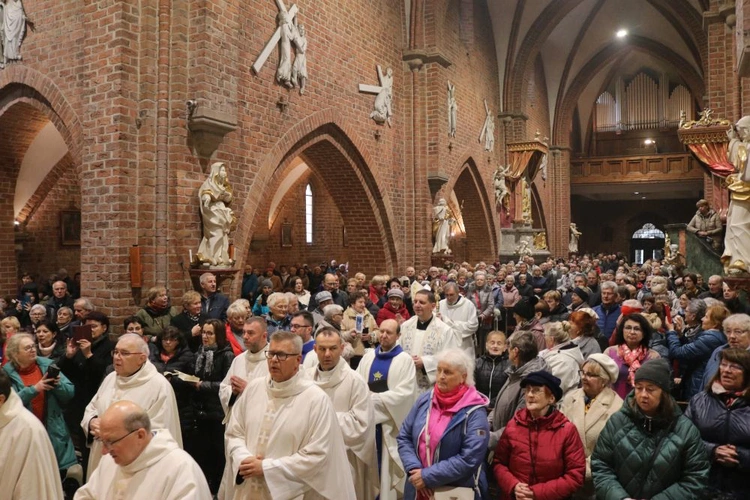 Pielgrzymka Żywego Różańca 