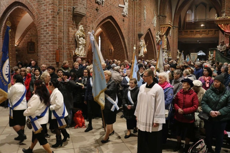 Pielgrzymka Żywego Różańca 