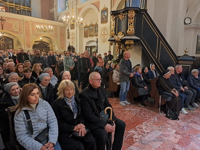 Tuchów. Październikowe czuwanie o powołanie