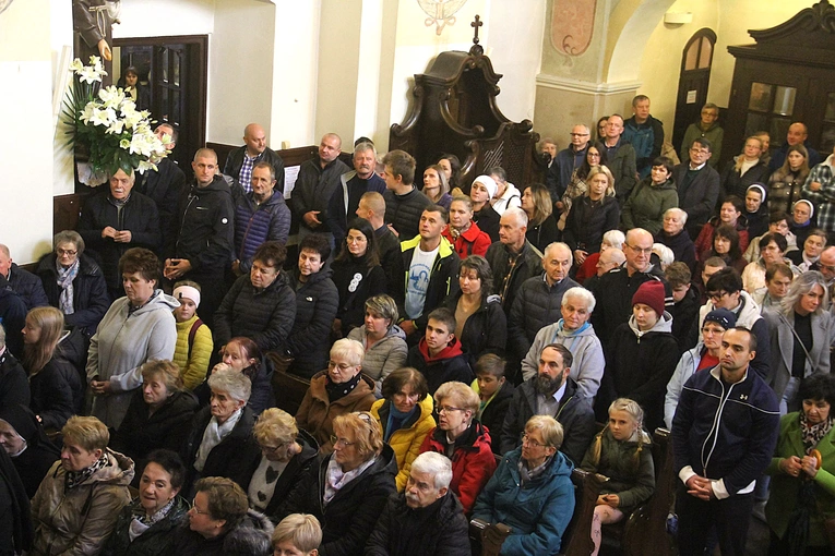 Tuchów. Październikowe czuwanie o powołanie