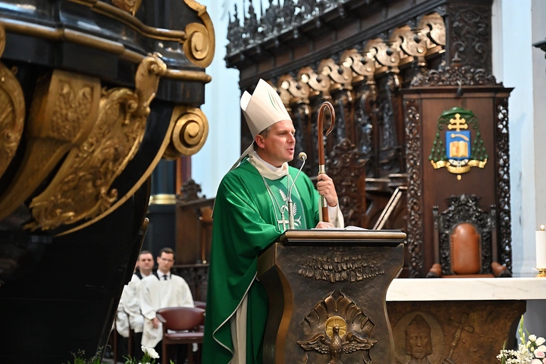 Liturgia jubileuszowa w gdańskiej Oliwie - Jubileusz Duchowości Maryjnej