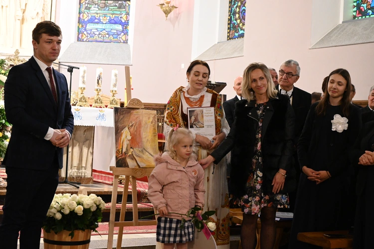 Z koncertami i konkursami