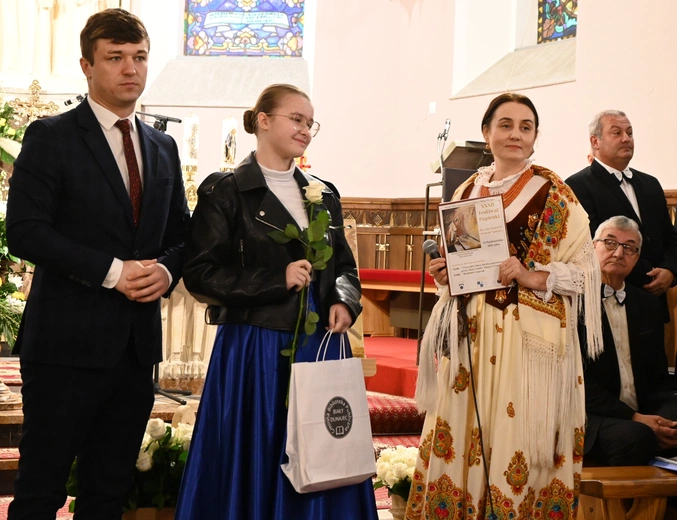 Z koncertami i konkursami