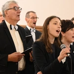 Z koncertami i konkursami