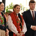 Z koncertami i konkursami