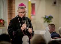 bp Arkadiusz Okroj