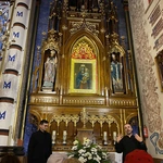 Niesłyszący pielgrzymowali do Matki Bożej Szkaplerznej