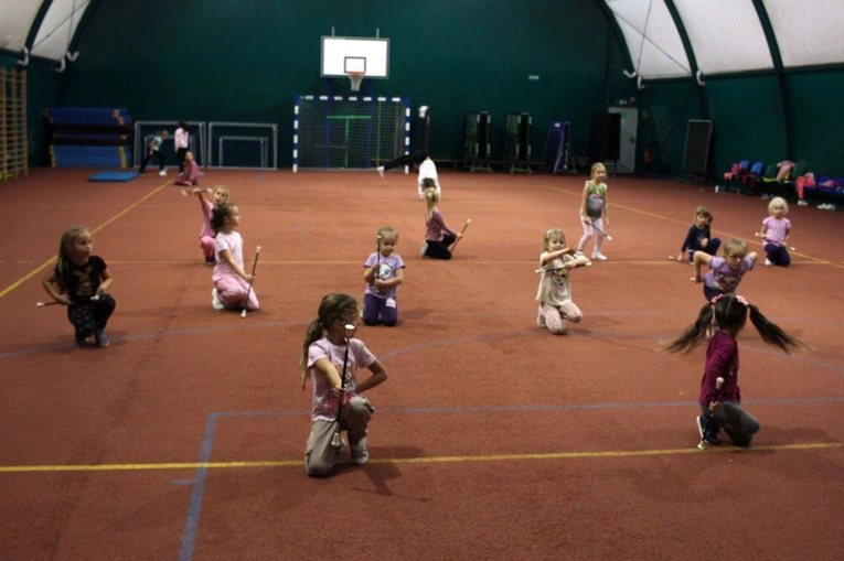 Trening mażoretek Mini Magnolia, mistrzyń świata z Kotulina