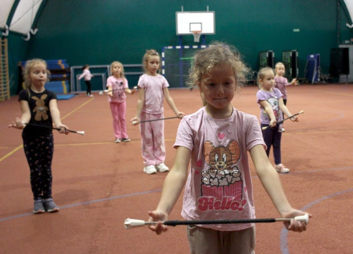 Trening mażoretek Mini Magnolia, mistrzyń świata z Kotulina