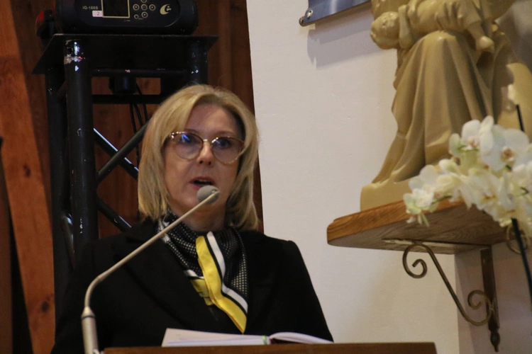 Lucień. Poświęcenie figury św. Kazimierza
