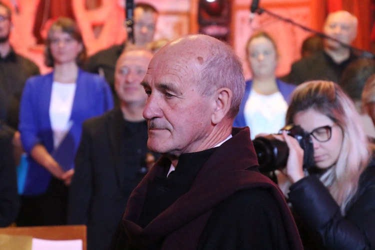 Lucień. Poświęcenie figury św. Kazimierza