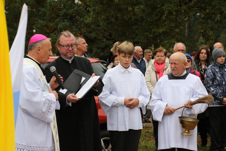 Lucień. Poświęcenie figury św. Kazimierza